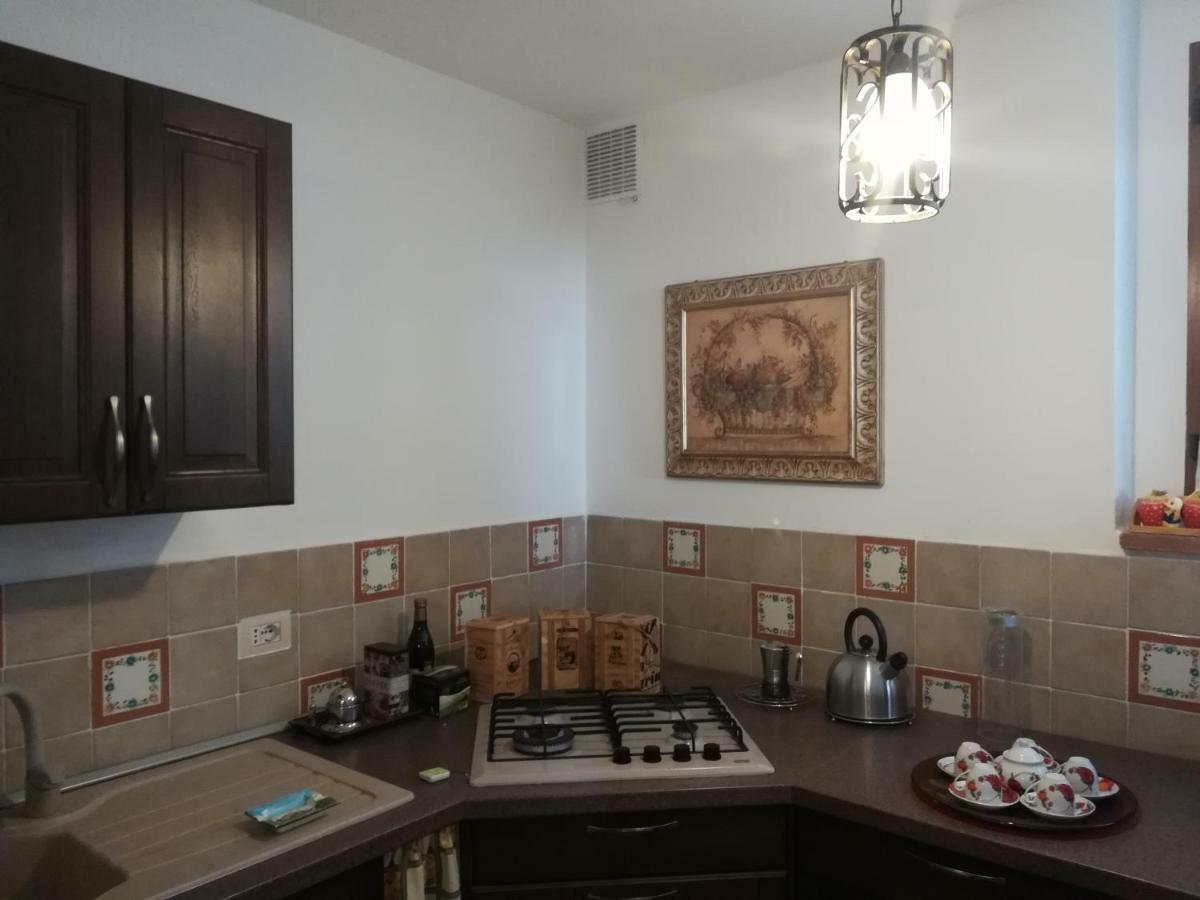 Апартаменты Casale Il Vento Аббадия-ди-Монтепульчано Экстерьер фото